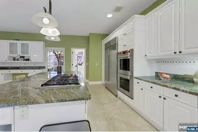 10 Parker Place, Old Tappan, NJ 07675 - Photo 21