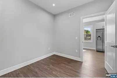 59 Locust Avenue 1R #1R, Wallington, NJ 07057 - Photo 5