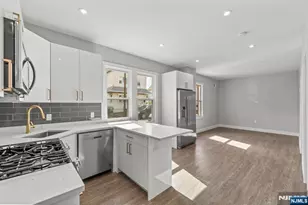 59 Locust Ave 1R, Wallington, NJ 07057 - Photo 1