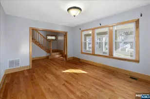 24-09 Rosalie St, Fair Lawn, NJ 07410 - Photo 9