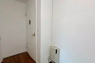 2205 N Central Road 4 D, Fort Lee, NJ 07024 - Photo 5