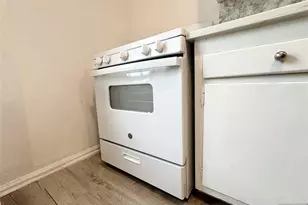 2205 N Central Road 4 D, Fort Lee, NJ 07024 - Photo 13