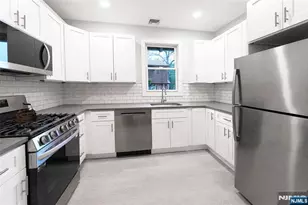 105 E Palisade Ave B, Englewood, NJ 07631 - Photo 5