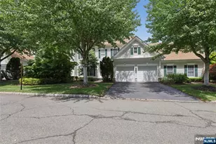 122 White Pine Ct, Paramus, NJ 07652 - Photo 1
