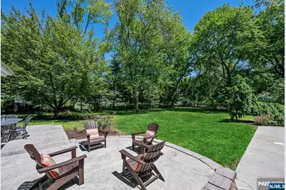 411 Snyder Road, Wyckoff Township, NJ 07481 - Photo 35