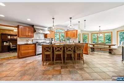 411 Snyder Road, Wyckoff Township, NJ 07481 - Photo 7