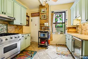 375 Mount Prospect 1Aw, Newark, NJ 07104 - Photo 5