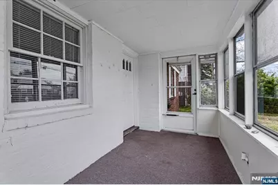 140 Palsa Avenue, Elmwood Park, NJ 07407 - Photo 3