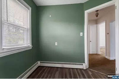 140 Palsa Avenue, Elmwood Park, NJ 07407 - Photo 7
