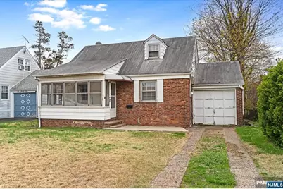 140 Palsa Avenue, Elmwood Park, NJ 07407 - Photo 1