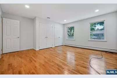 5 Skie Drive, Paramus, NJ 07652 - Photo 17