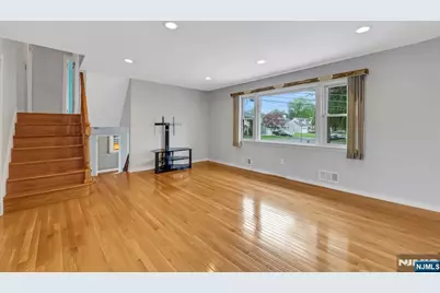 157 Highland Avenue, Bergenfield, NJ 07621 - Photo 13