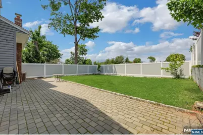 157 Highland Avenue, Bergenfield, NJ 07621 - Photo 33