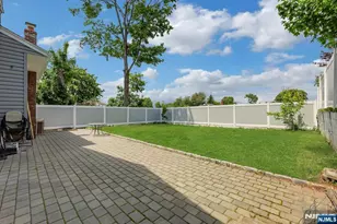 157 Highland Ave, Bergenfield, NJ 07621 - Photo 33