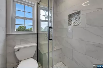 157 Highland Avenue, Bergenfield, NJ 07621 - Photo 29