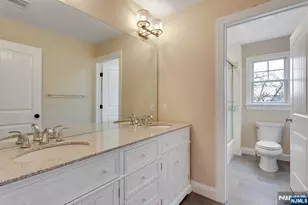 582 Green Valley Rd, Paramus, NJ 07652 - Photo 17