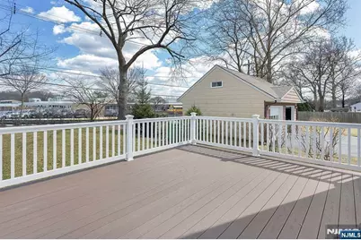 582 Green Valley Road, Paramus, NJ 07652 - Photo 25