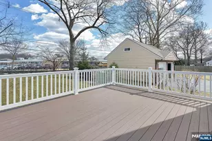 582 Green Valley Rd, Paramus, NJ 07652 - Photo 25