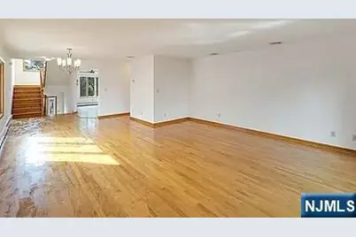5 Roosevelt Avenue B #B, Bergenfield, NJ 07621 - Photo 7