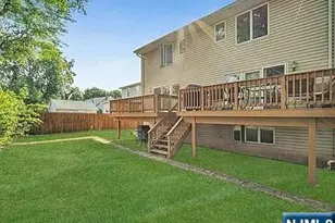 5 Roosevelt Ave B, Bergenfield, NJ 07621 - Photo 3