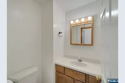 5 Roosevelt Avenue B #B, Bergenfield, NJ 07621 - Photo 15