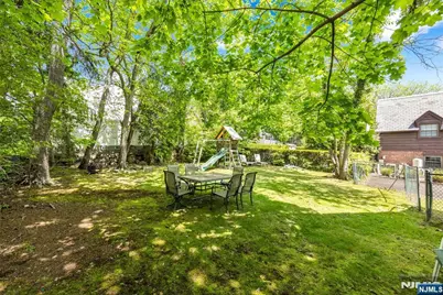 340 Broad Avenue, Englewood, NJ 07631 - Photo 29