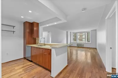 3103 City Place, Edgewater, NJ 07020 - Photo 7
