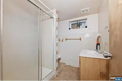 24 Elizabeth Street, Paterson, NJ 07503 - Photo 19