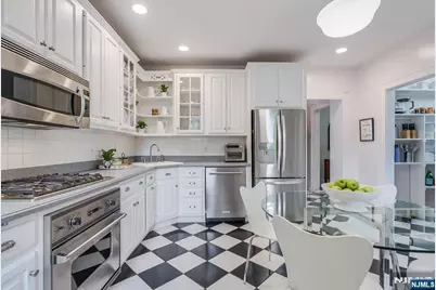 118 Fullerton Avenue, Montclair, NJ 07042 - Photo 23