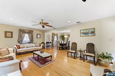 735 Linwood Avenue, Ridgewood, NJ 07450 - Photo 17