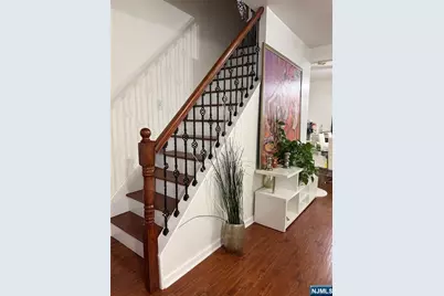 17 Gillies Street, Clifton, NJ 07013 - Photo 19