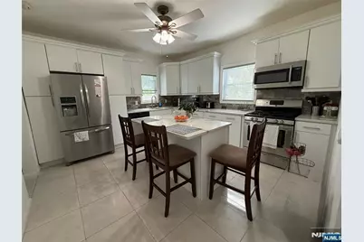 17 Gillies Street, Clifton, NJ 07013 - Photo 17