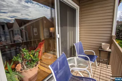 507 Windsor Drive 107 #107, Palisades Park, NJ 07650 - Photo 5
