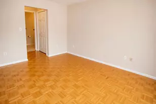 507 Windsor Dr 107, Palisades Park, NJ 07650 - Photo 13