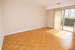 507 Windsor Dr 107, Palisades Park, NJ 07650 - Photo 11