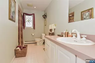 31 Leo Pl, Lodi, NJ 07644 - Photo 19