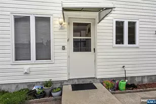 31 Leo Pl, Lodi, NJ 07644 - Photo 25