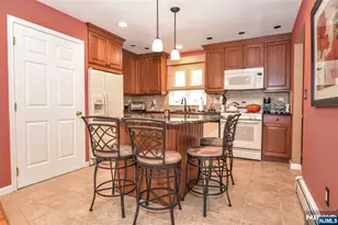 31 Leo Pl, Lodi, NJ 07644 - Photo 13