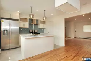 35A Edgewater Pl, Edgewater, NJ 07020 - Photo 5