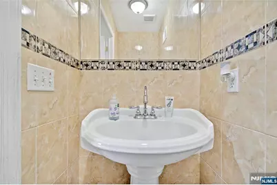 286 James Street, Hackensack, NJ 07601 - Photo 11