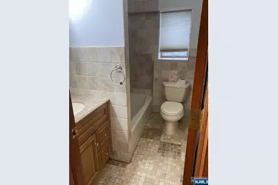 4 Hamilton Avenue 1 #1, Lodi, NJ 07644 - Photo 11