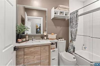 226 The Promenade, Edgewater, NJ 07020 - Photo 23