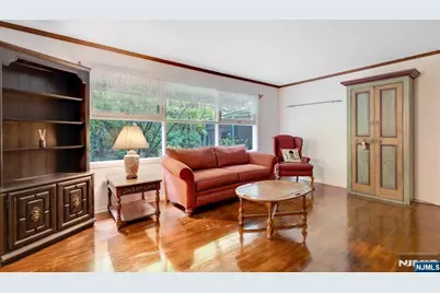 335 Bradley Avenue, Northvale, NJ 07647 - Photo 15