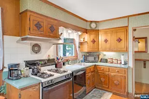 335 Bradley Ave, Northvale, NJ 07647 - Photo 11