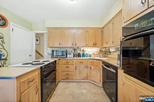 60 Oak St, Harrington Park, NJ 07640 - Photo 13