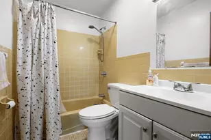 747 Riverside C1, Lyndhurst Township, NJ 07071 - Photo 11