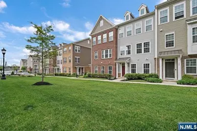 106 Truman Drive, Wood Ridge, NJ 07075 - Photo 3