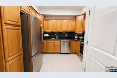351 S Broad Street 403 #403, Elizabeth, NJ 07202 - Photo 11