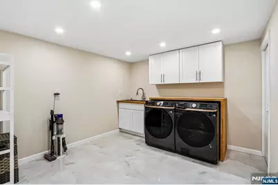 881 Bordentown Avenue, South Amboy, NJ 08879 - Photo 29