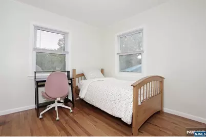 27-20 Kipp, Fair Lawn, NJ 07410 - Photo 17